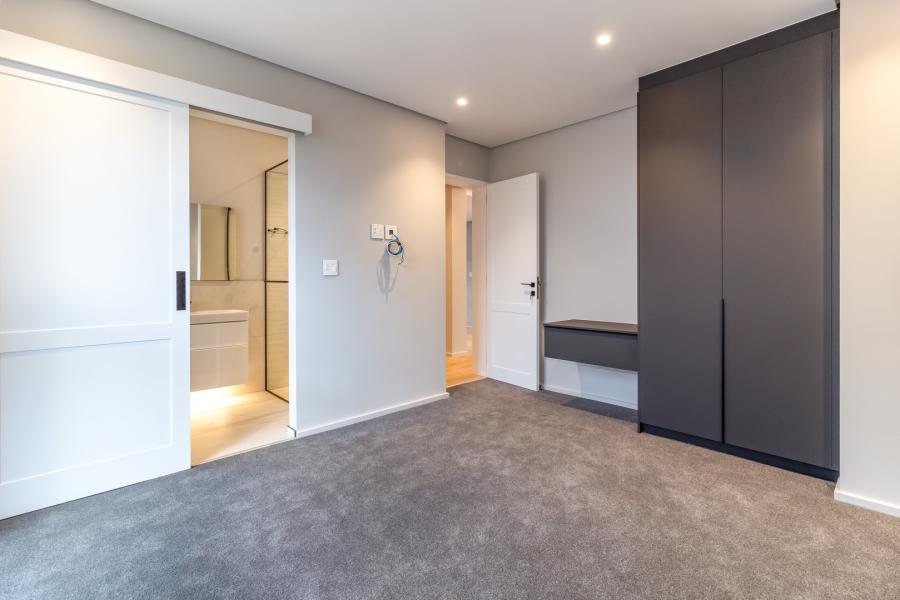 4 Bedroom Property for Sale in Pearl Valley at Val de Vie Western Cape